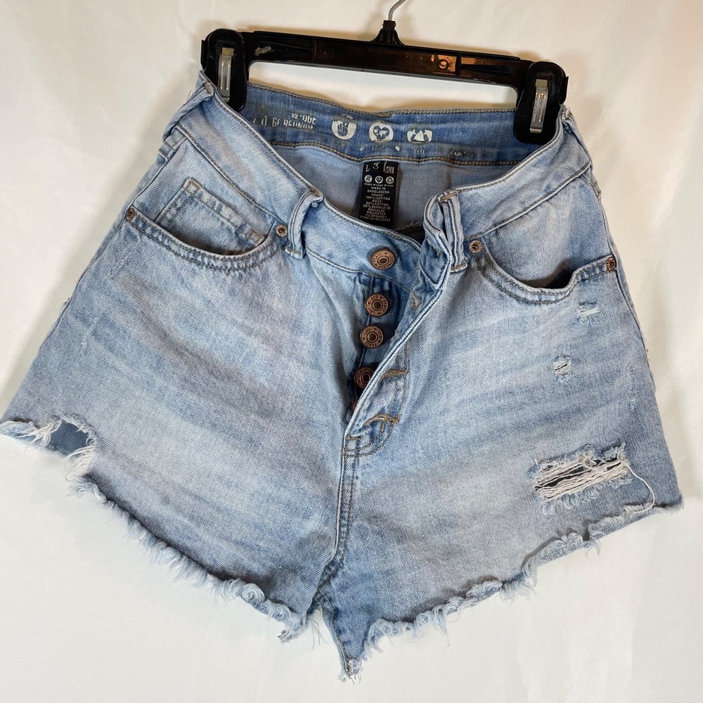 Rewash Shorts High Rise Cropped Blue Button Fly Jr.s 3 Distressed Denim Cut-Offs